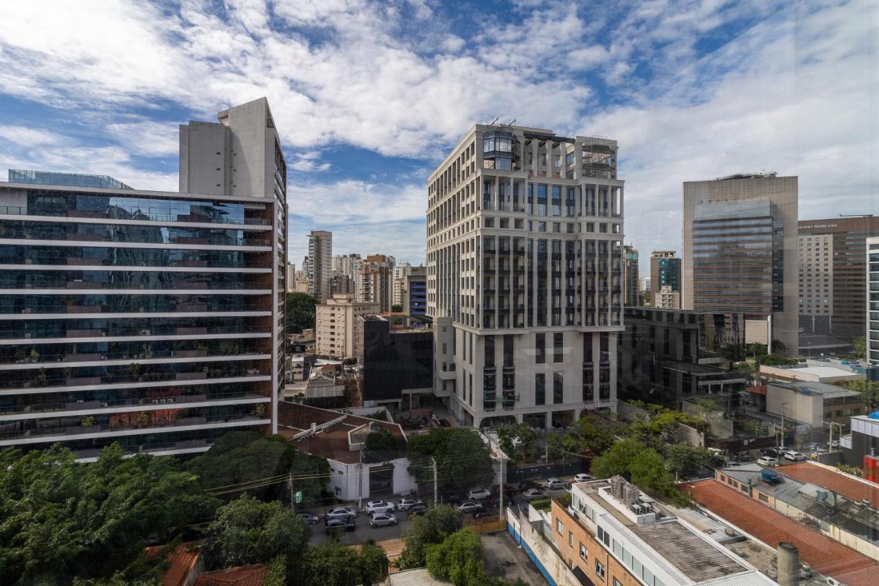 Akile Ferreira Lobo São Paulo Exterior foto